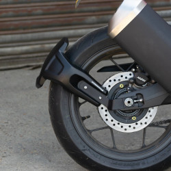 085195 : Garde-boue déporté Pyramid CB1000 Honda Hornet CB750