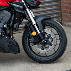 31194M : Pyramid Brake Scoops CB1000 Honda Hornet