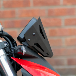 21899M : Saute-vent Pyramid CB1000 Honda Hornet