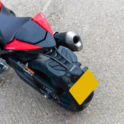 31940M : Pyramid Hinterradabdeckung CB1000 Honda Hornet