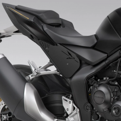 21736M : Pannelli posteriori di finitura Pyramid per CB1000 Honda Hornet